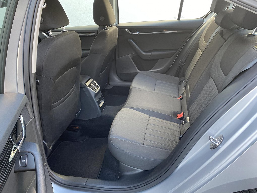 Škoda Octavia III 2.0 TDi Style