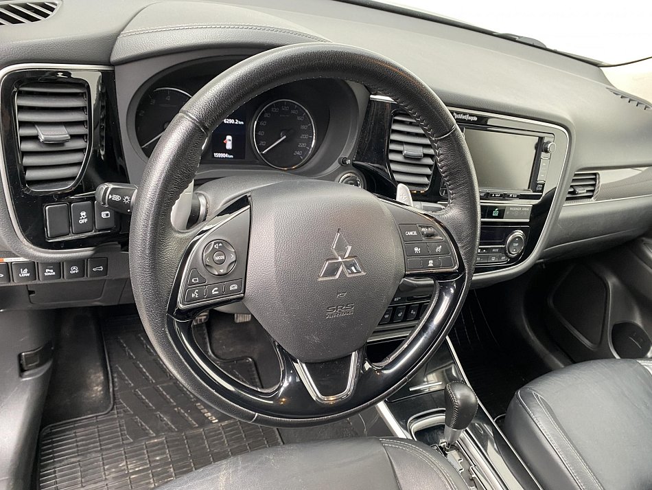 Mitsubishi Outlander 2.0 MIVEC Instyle AWD