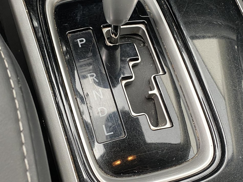 Mitsubishi Outlander 2.0 MIVEC Instyle AWD