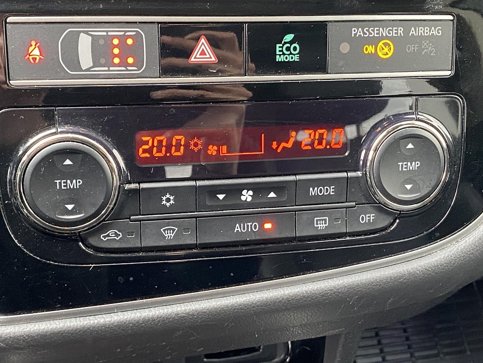 Mitsubishi Outlander 2.0 MIVEC Instyle AWD