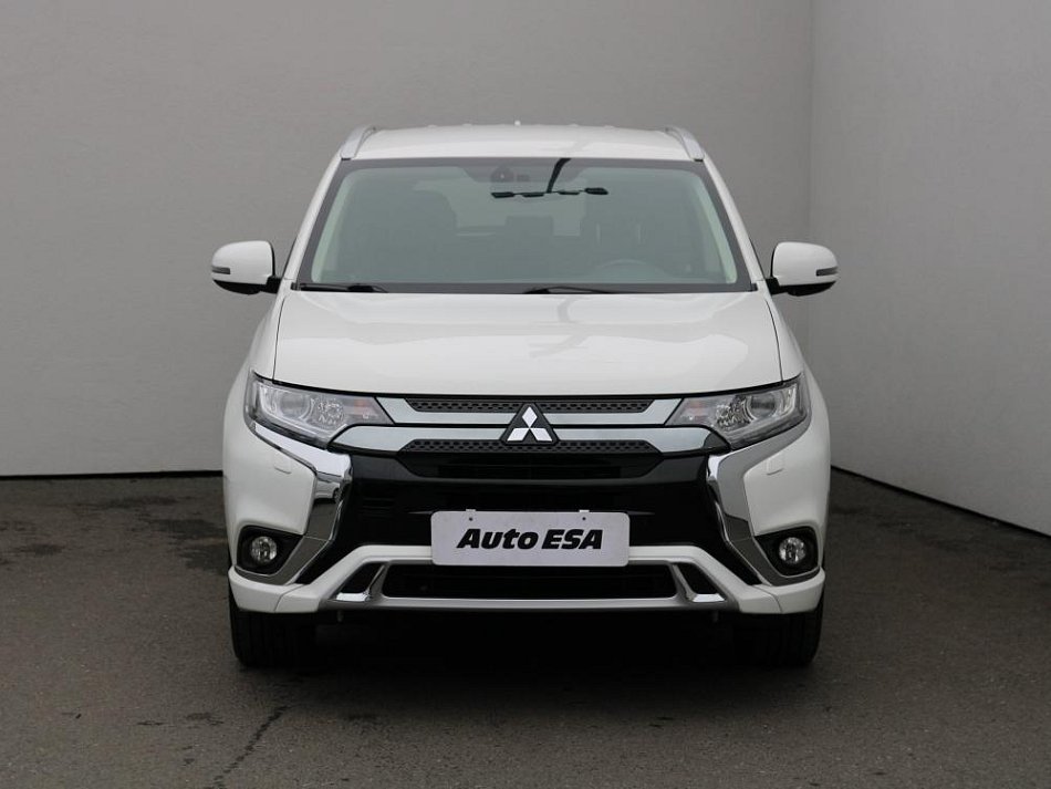 Mitsubishi Outlander 2.0  4x4