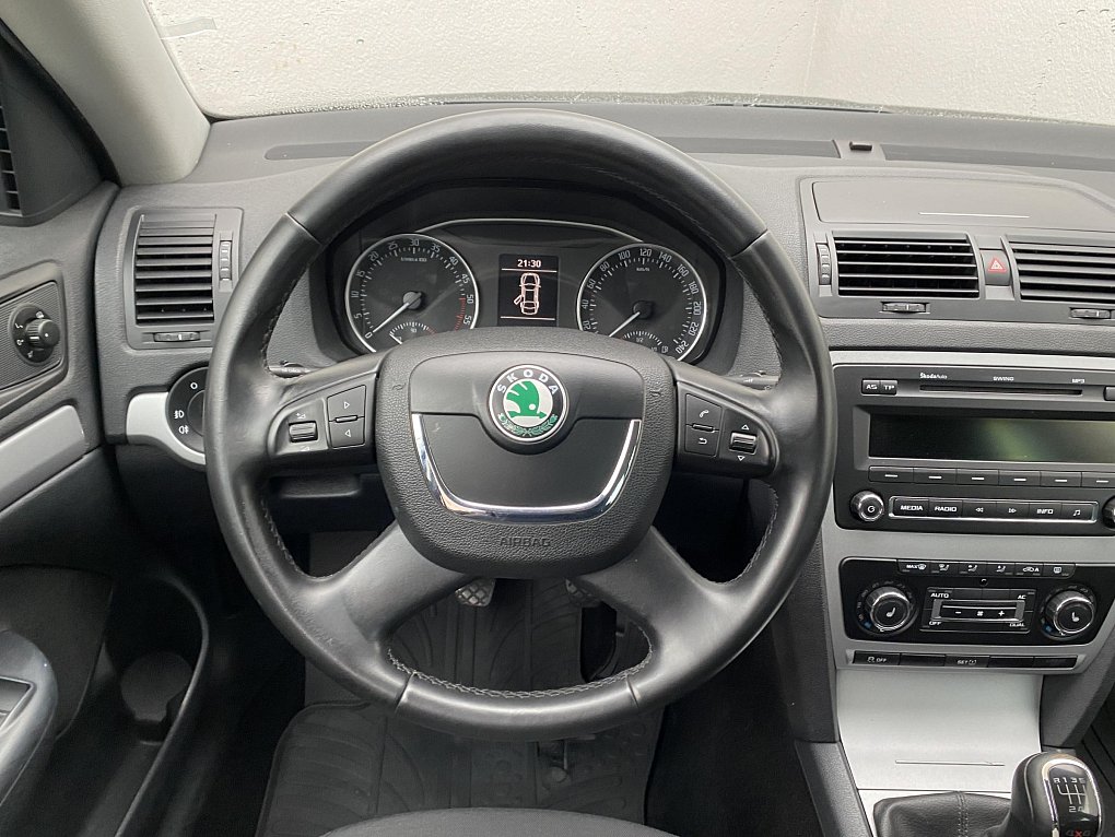 Škoda Octavia II 1.6 TDi Ambiente