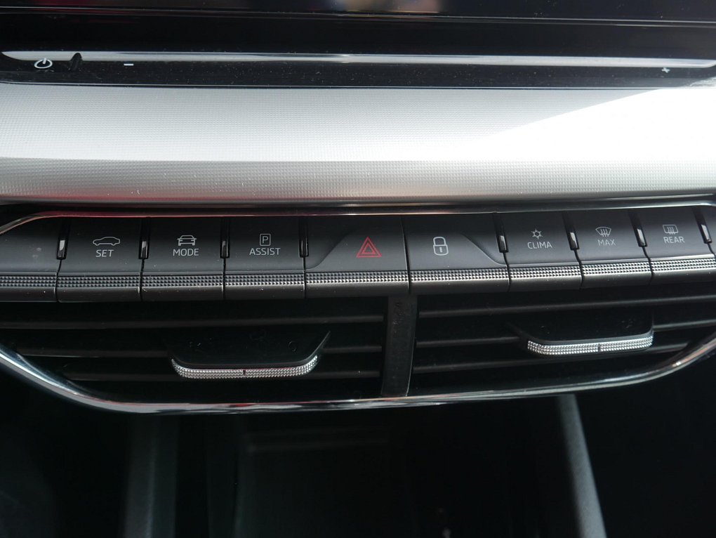 Škoda Octavia IV 1.5 TSi Style