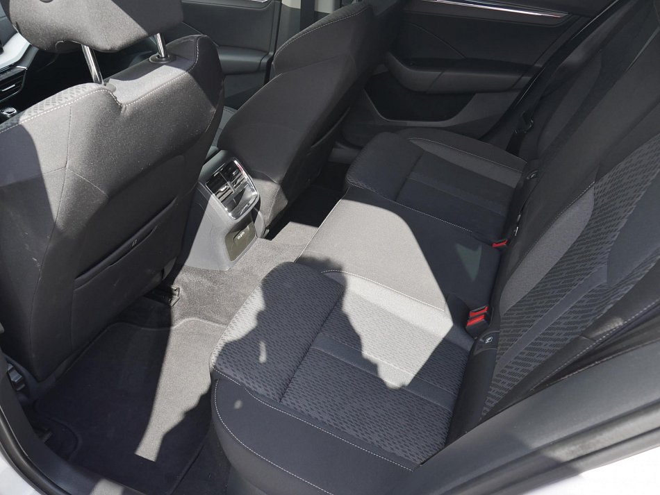 Škoda Octavia IV 1.5 TSi Style