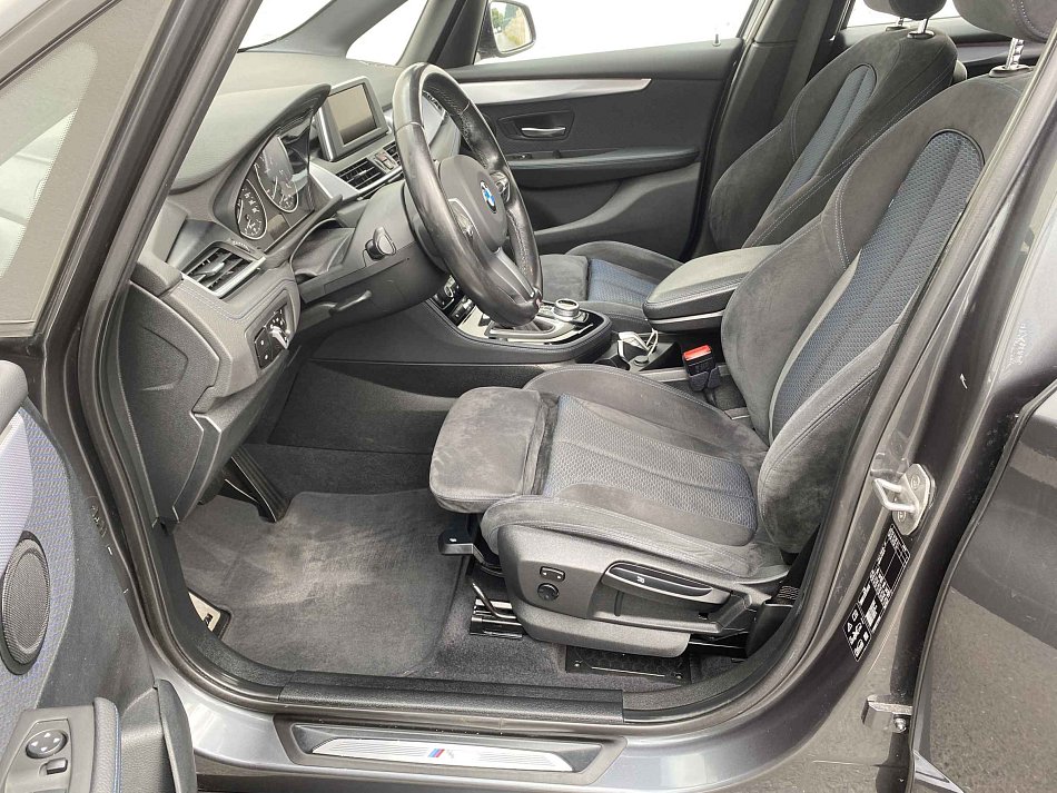 BMW Řada 2 2.0D M Sport xDrive218d
