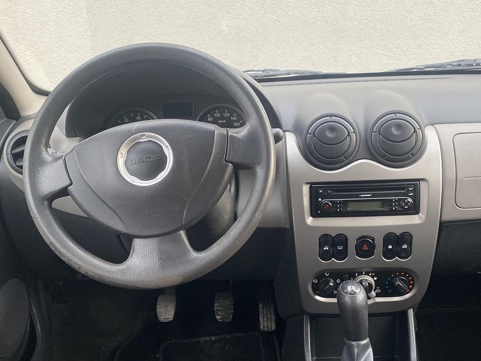 Dacia Sandero 1.4i 