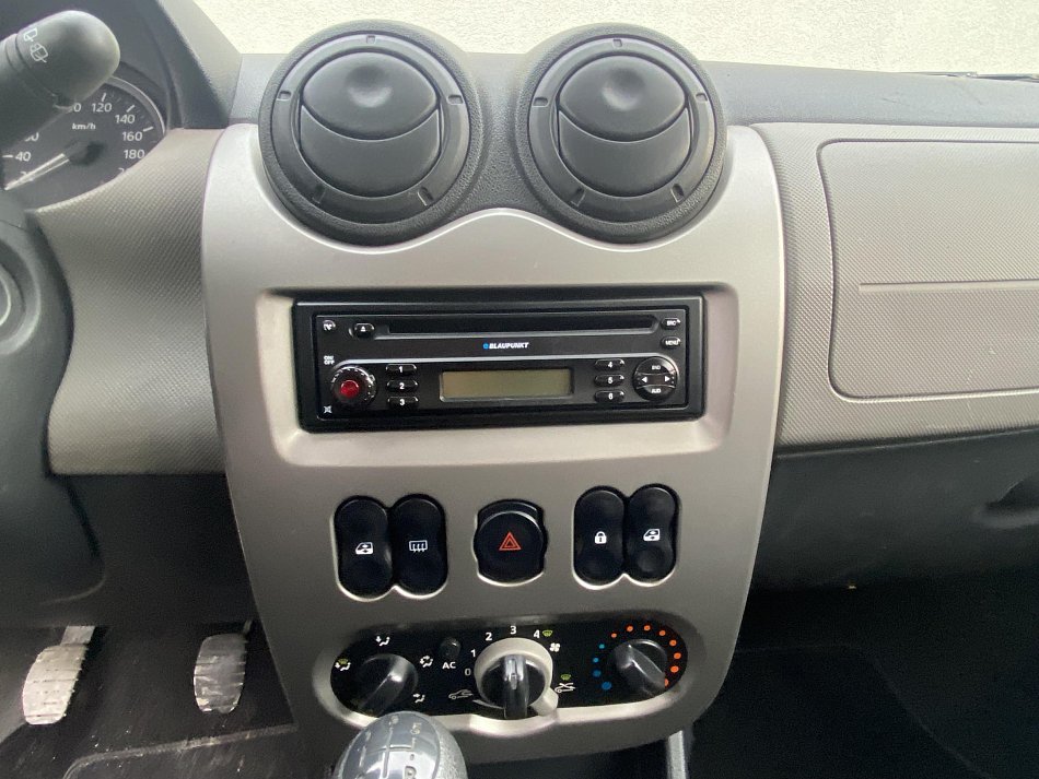 Dacia Sandero 1.4i 