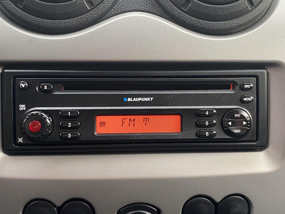 Dacia Sandero 1.4i 