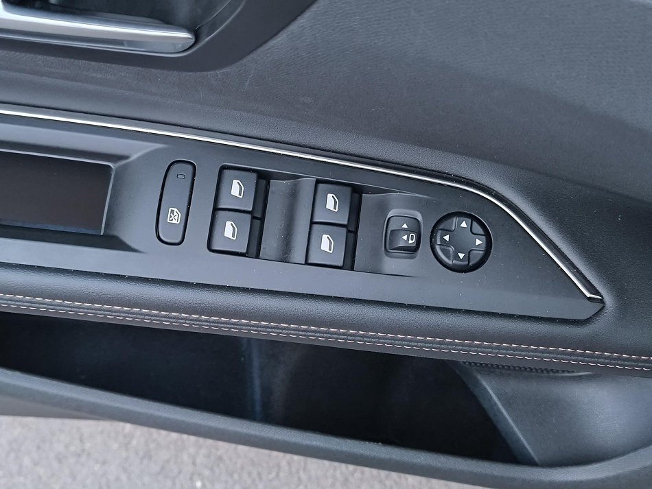 Peugeot 5008 1.5 HDi GT Line