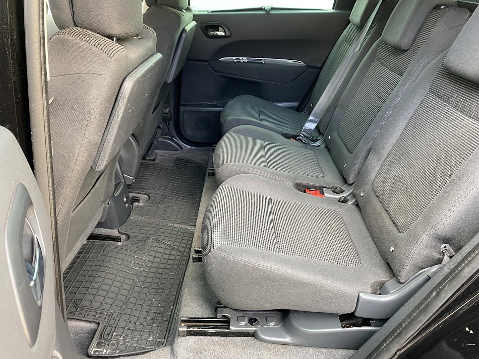 Peugeot 5008 1.6HDi 