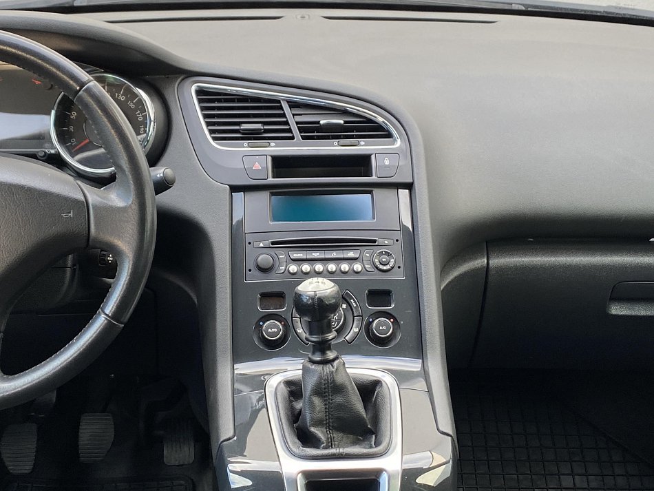 Peugeot 5008 1.6HDi 