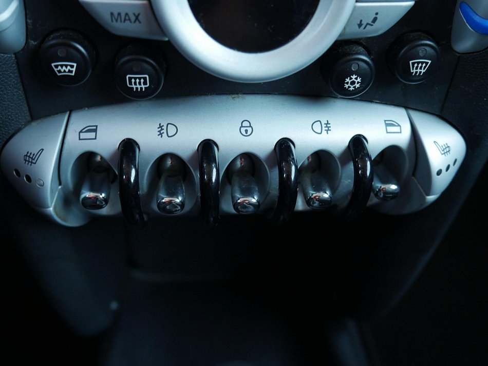 Mini Cooper 1.6 i 