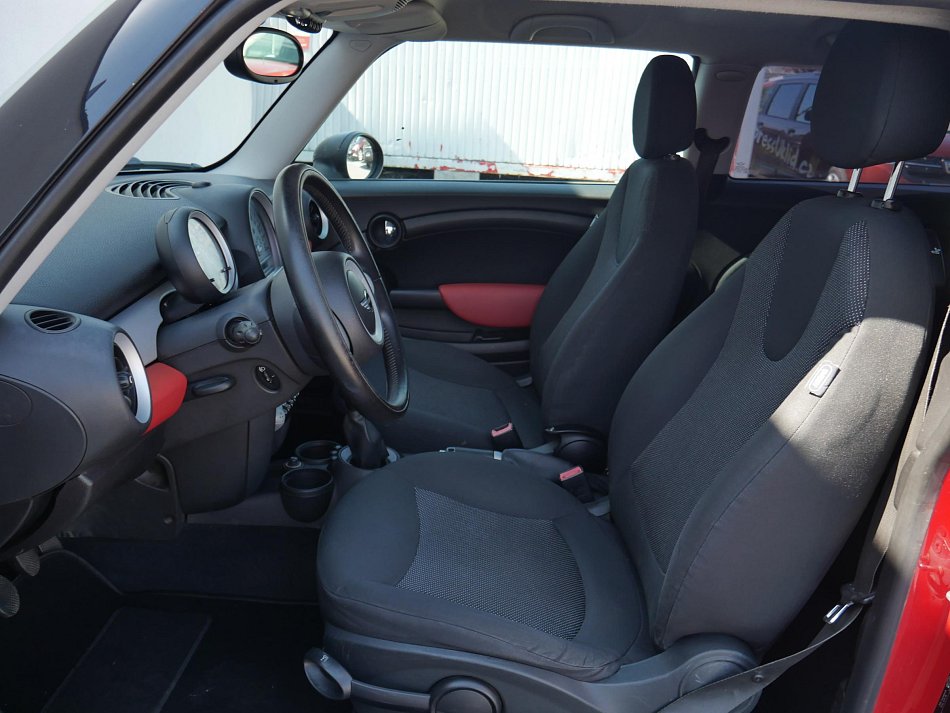 Mini Cooper 1.6 i 