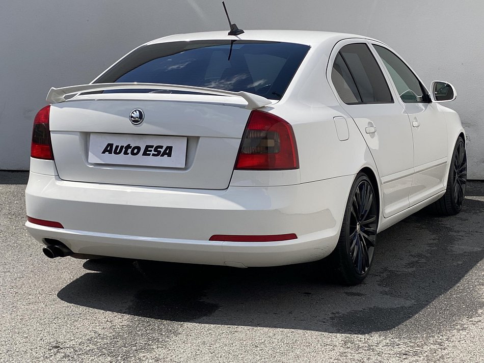 Škoda Octavia II 2.0 TFSi RS