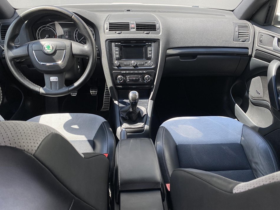 Škoda Octavia II 2.0 TFSi RS