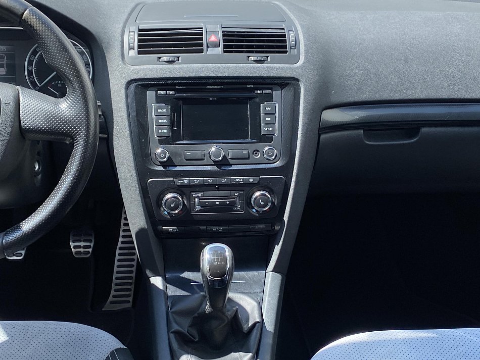 Škoda Octavia II 2.0 TFSi RS