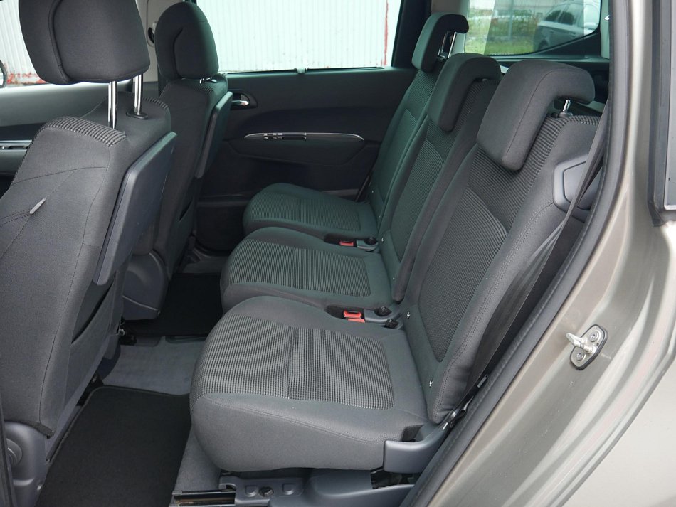 Peugeot 5008 2.0 HDi 