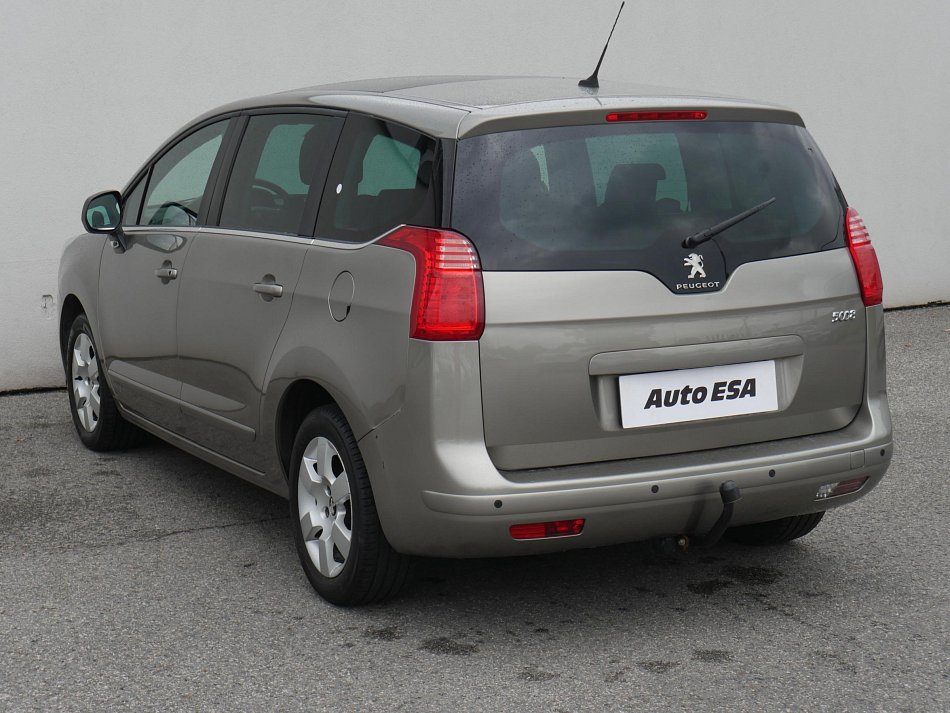 Peugeot 5008 2.0 HDi 