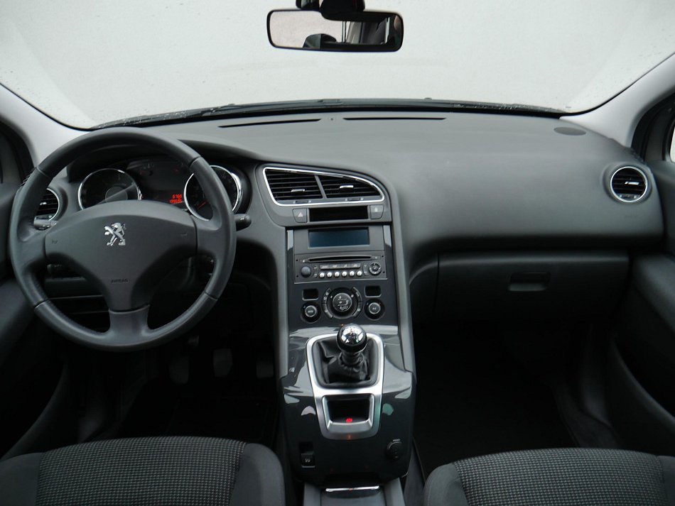 Peugeot 5008 2.0 HDi 
