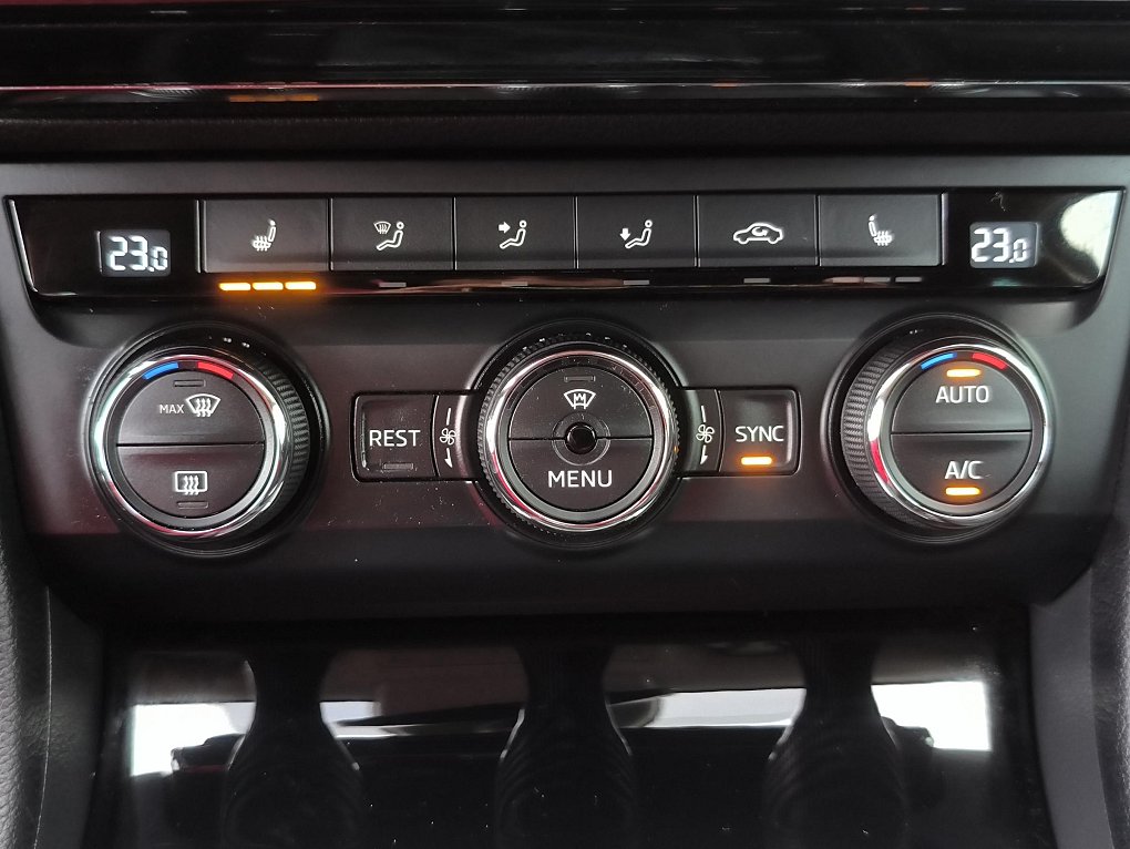 Škoda Superb III 1.4 TSi Style