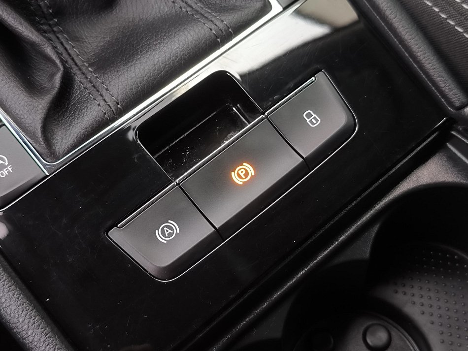 Škoda Superb III 1.4 TSi Style