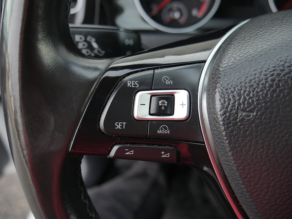 Volkswagen Golf 1.4 TSi Highline