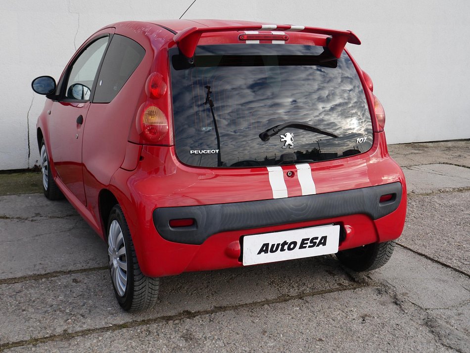 Peugeot 107 1.0i 