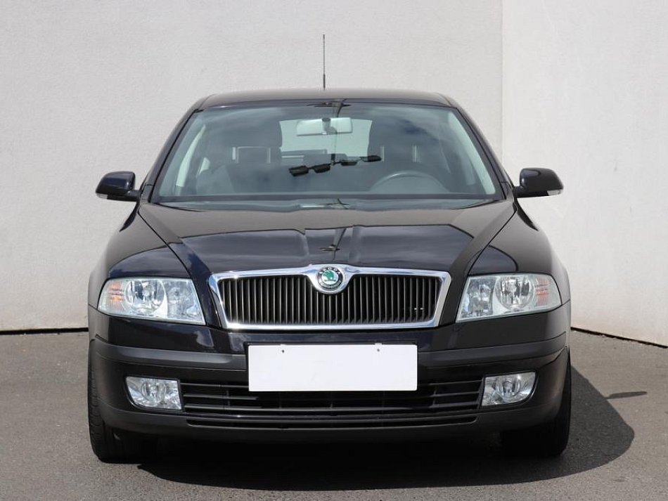 Škoda Octavia II 1.6MPi Elegance