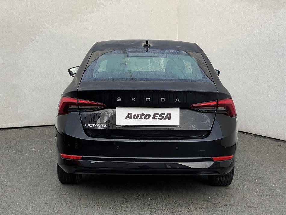 Škoda Octavia IV 1.5 TSi Ambition