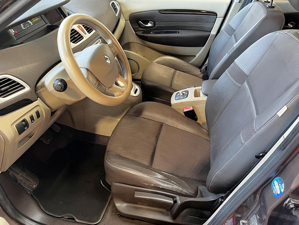 Renault Mégane 2.0 dCi  7míst