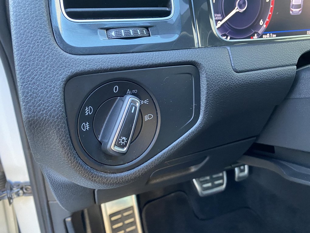 Volkswagen Golf 2.0 TDI 