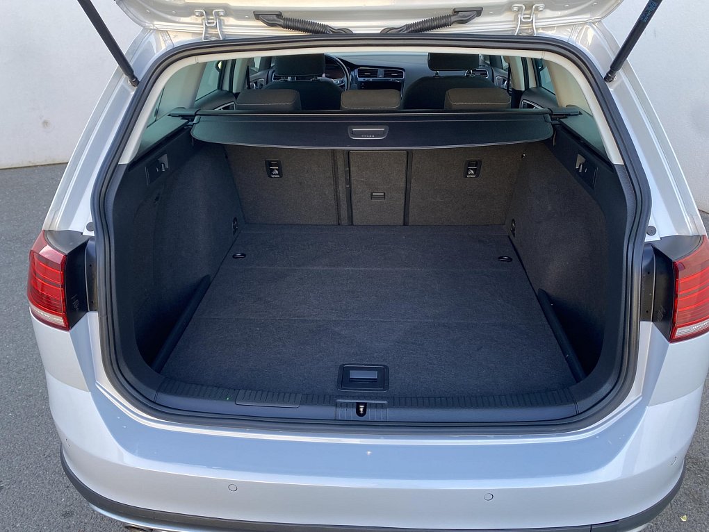 Volkswagen Golf 2.0 TDI 