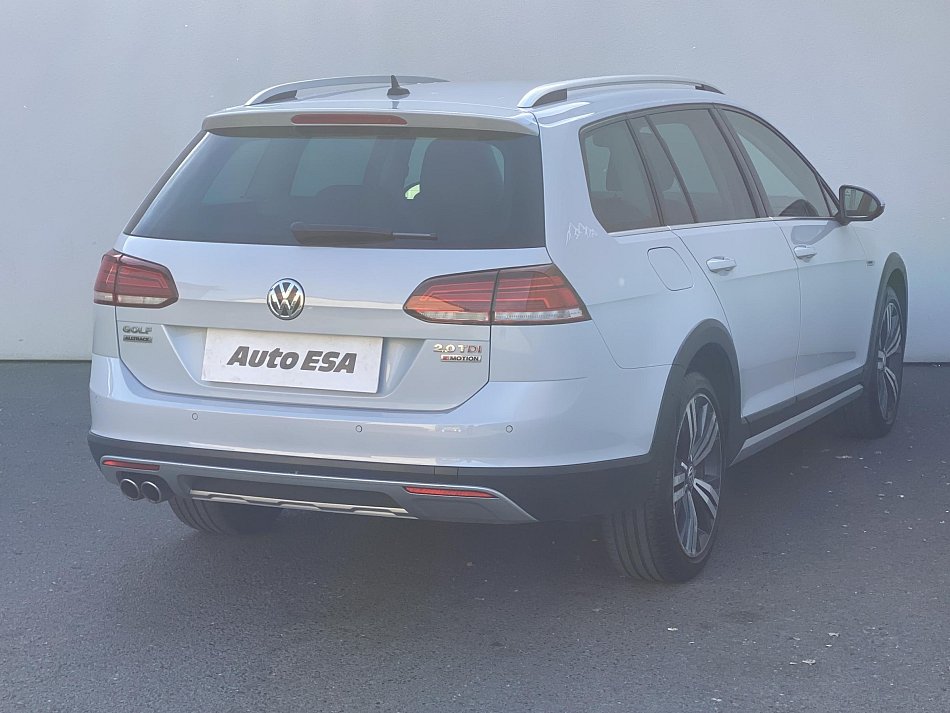 Volkswagen Golf 2.0 TDI 