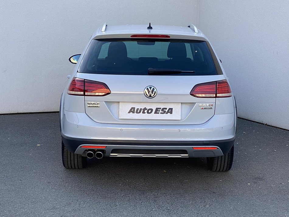 Volkswagen Golf 2.0 TDI 