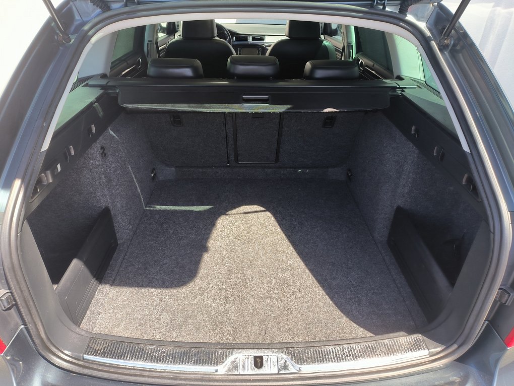 Škoda Superb II 2.0 TDi Elegance