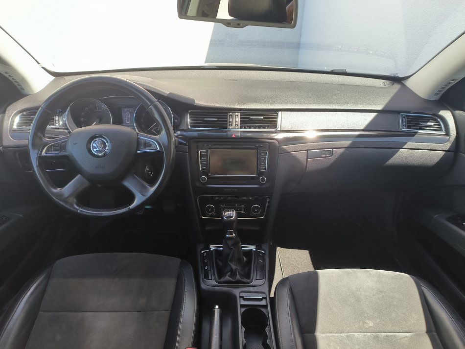 Škoda Superb II 2.0 TDi Elegance