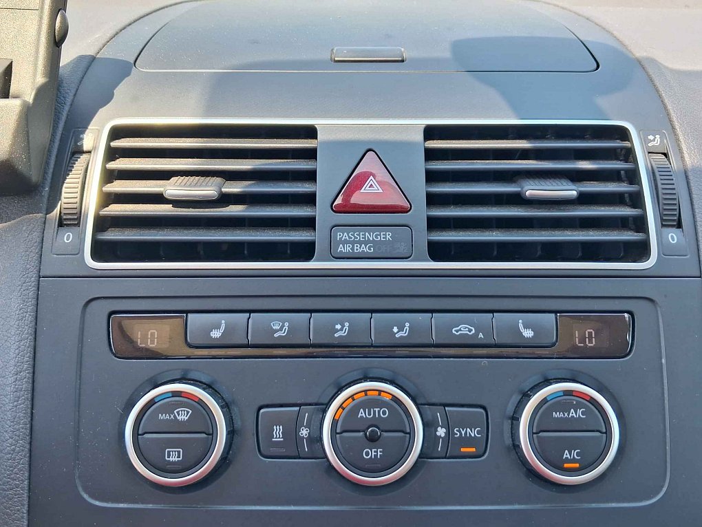 Volkswagen Touran 2.0 TDi 