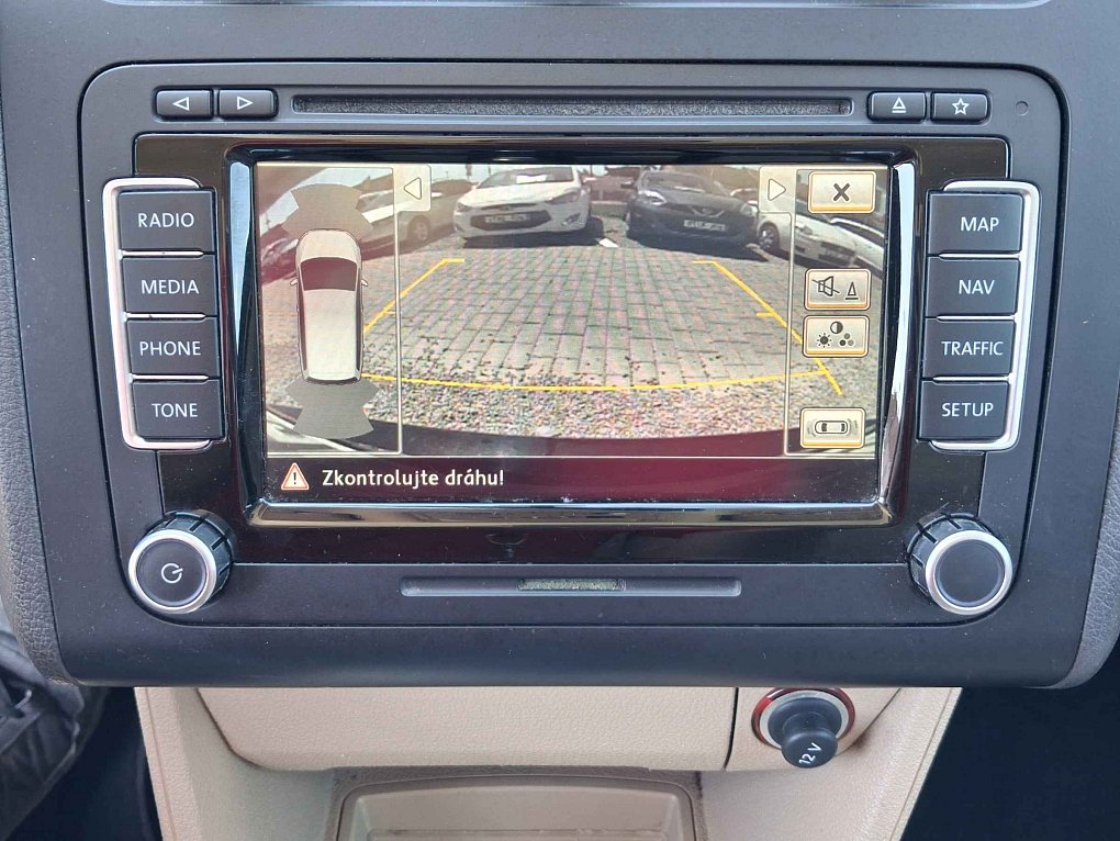 Volkswagen Touran 2.0 TDi 