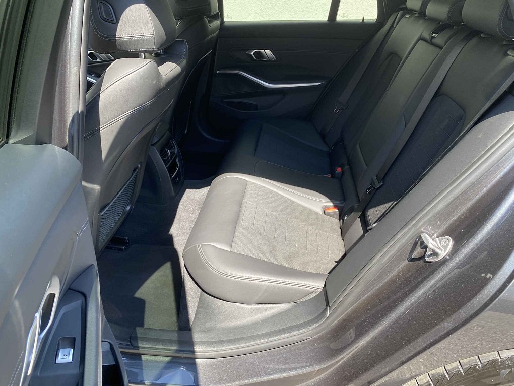 BMW Řada 3 2.0d Sport 318d