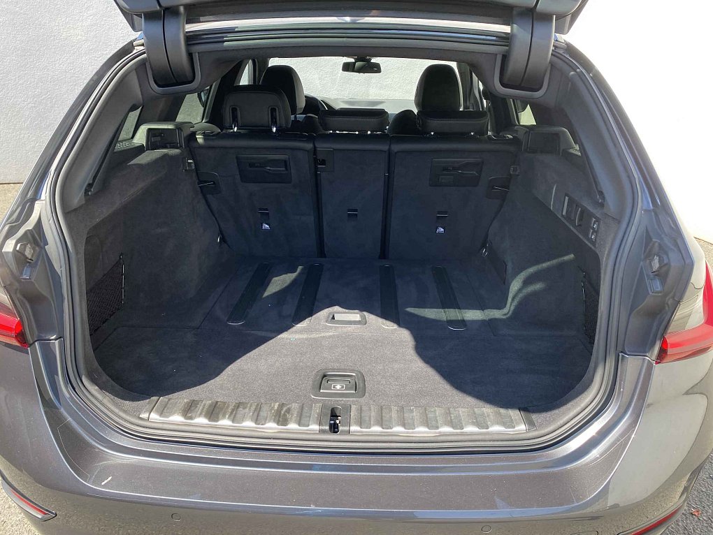 BMW Řada 3 2.0d Sport 318d