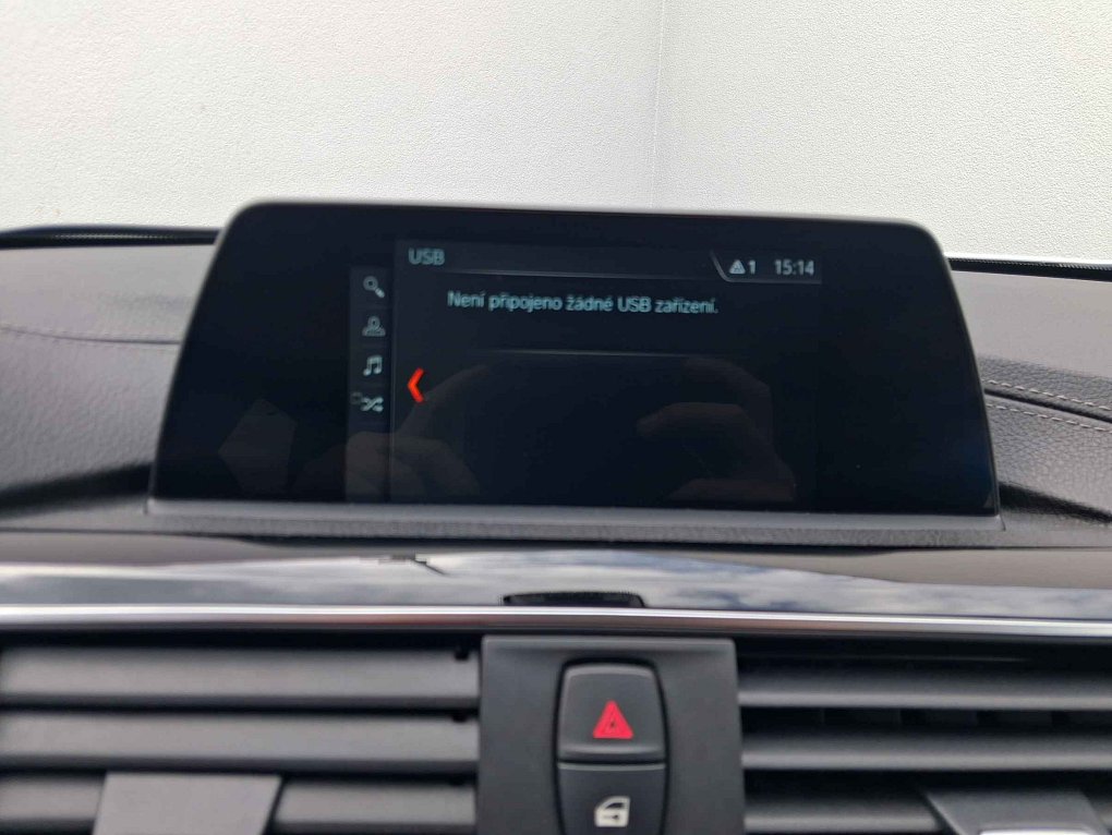BMW Řada 3 1.5T Sport Line 318i
