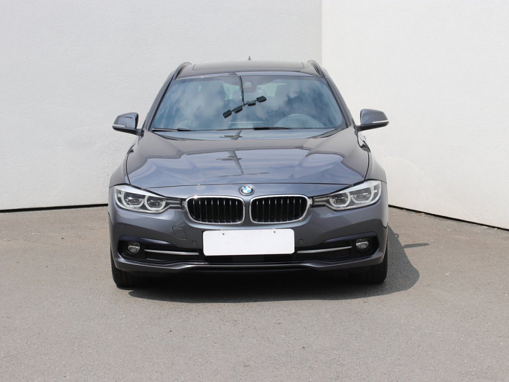 BMW Řada 3 1.5i Sport Line 318