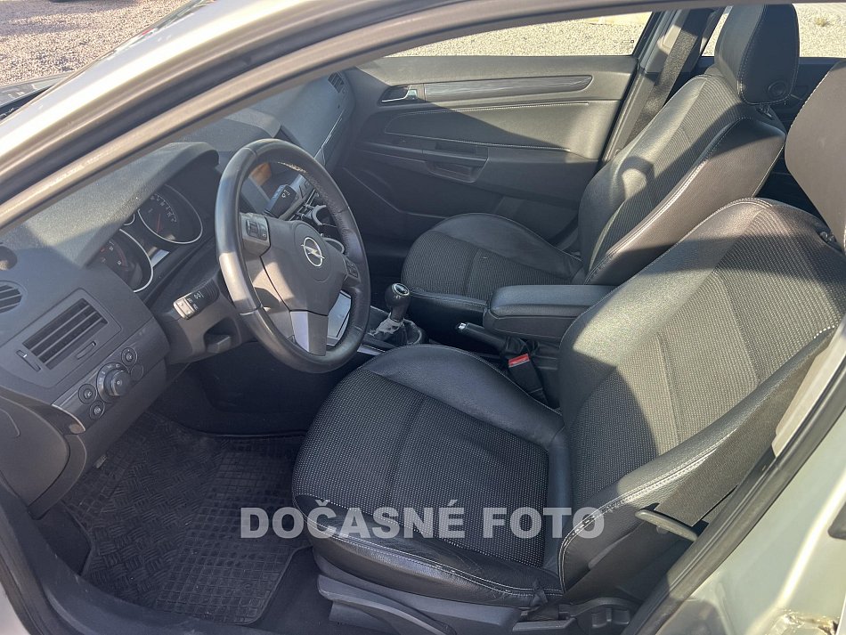 Opel Astra 1.9 CDTi 