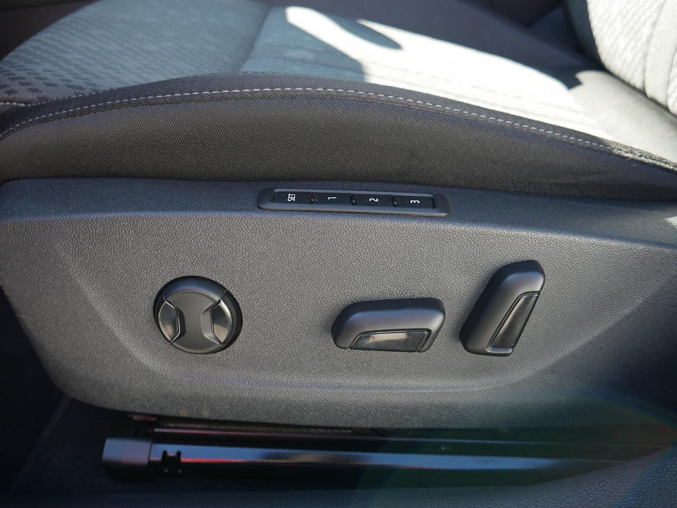Škoda Octavia IV 2.0 TDi Style