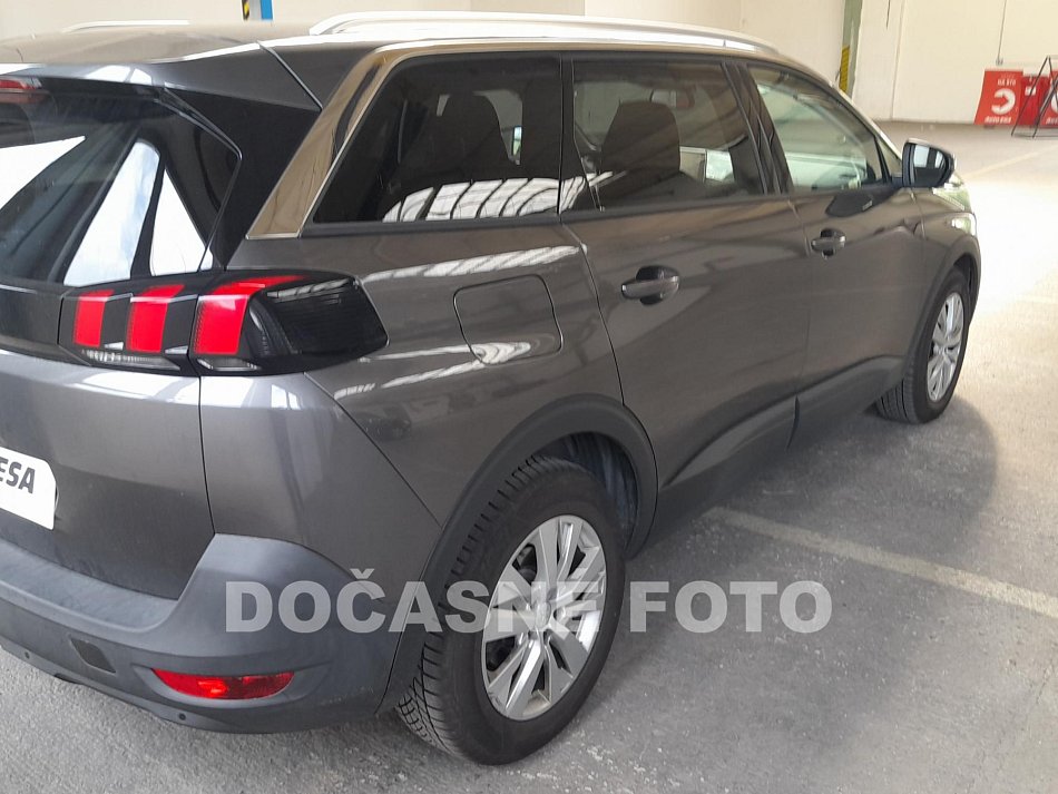 Peugeot 5008 1.2 
