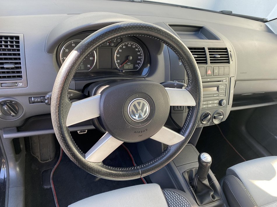 Volkswagen Polo 1.4i CROSS