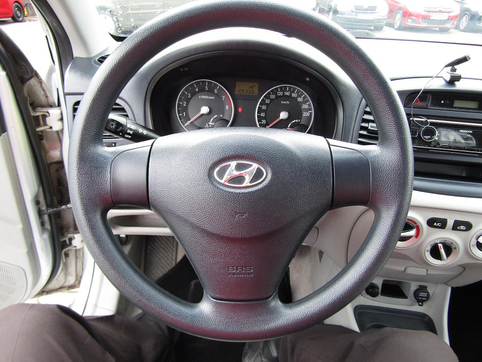 Hyundai Accent 1.4i 