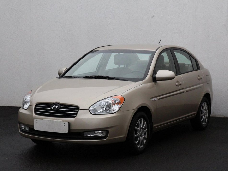 Hyundai Accent 1.4 DOHC 