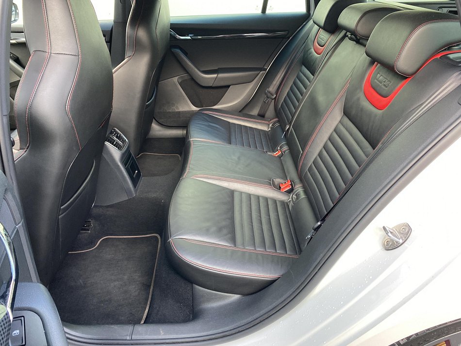 Škoda Octavia III 2.0 TSi RS Challange