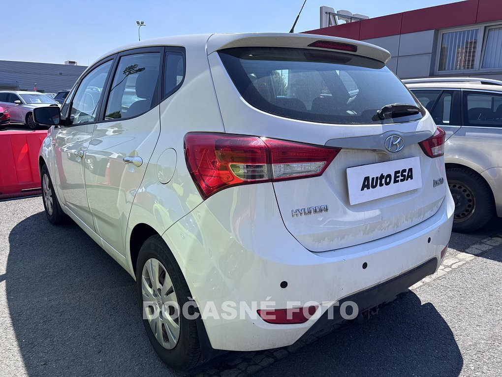 Hyundai Ix20 1.4i 